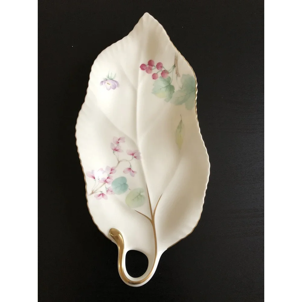 Mikasa Natures Garden B2008 Ivory Bone China Leaf Handle Trinket Tray‎ 'Japan '
